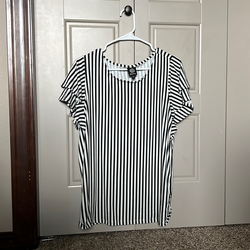 White and black striped top